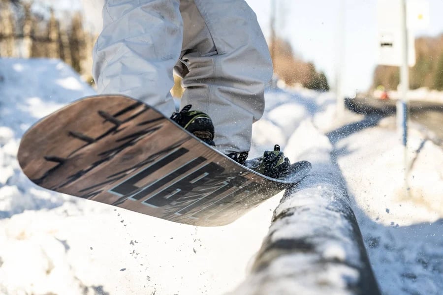 LIB TECH LEGITIMIZER SNOWBOARD