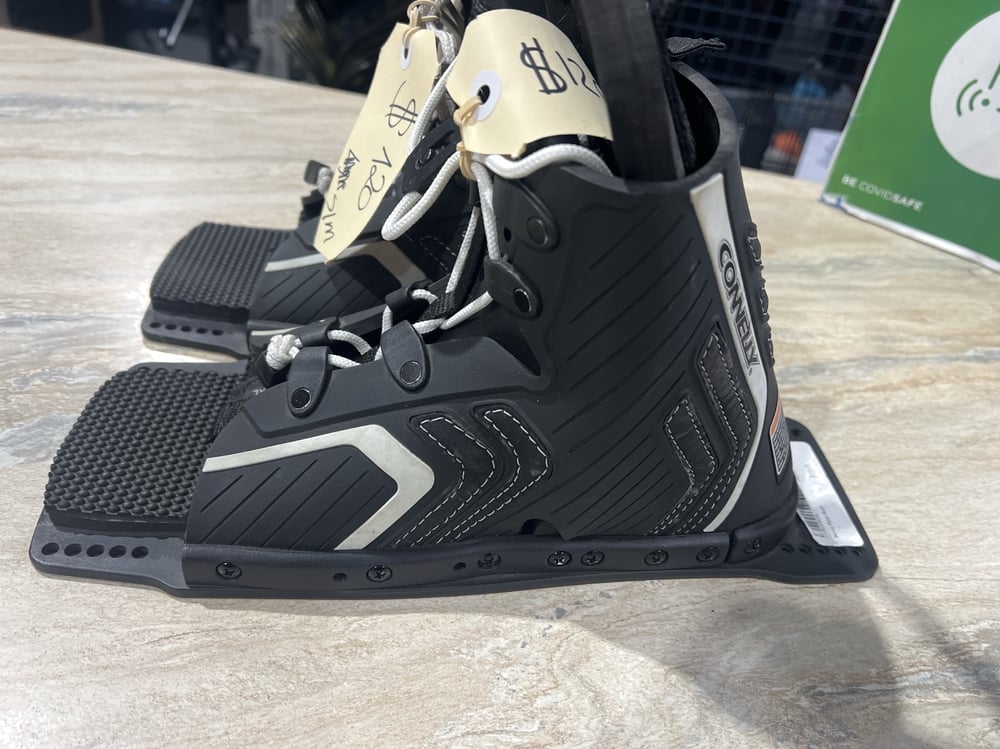 CONNELLY NOVA REAR BOOT